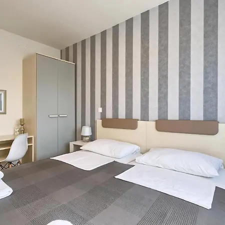 Barmel 2 Mit Balkon Pula